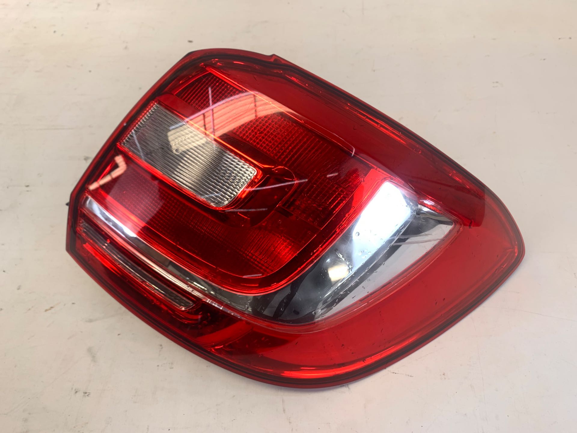 Lanterna Direita Renault Sandero 2014 2019