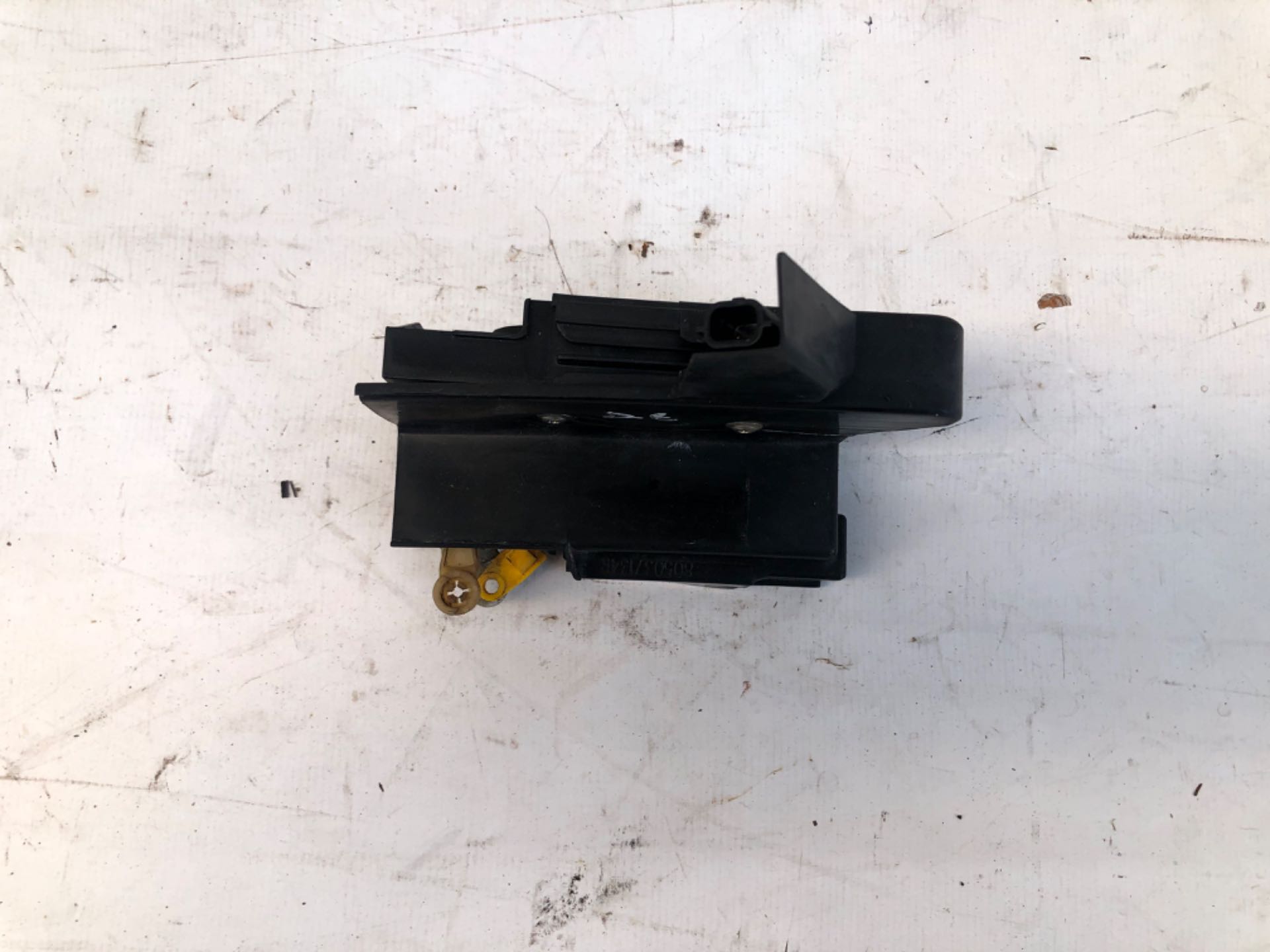 Fechadura Porta Dianteira Esquerda Renault Sandero 2014 2019
