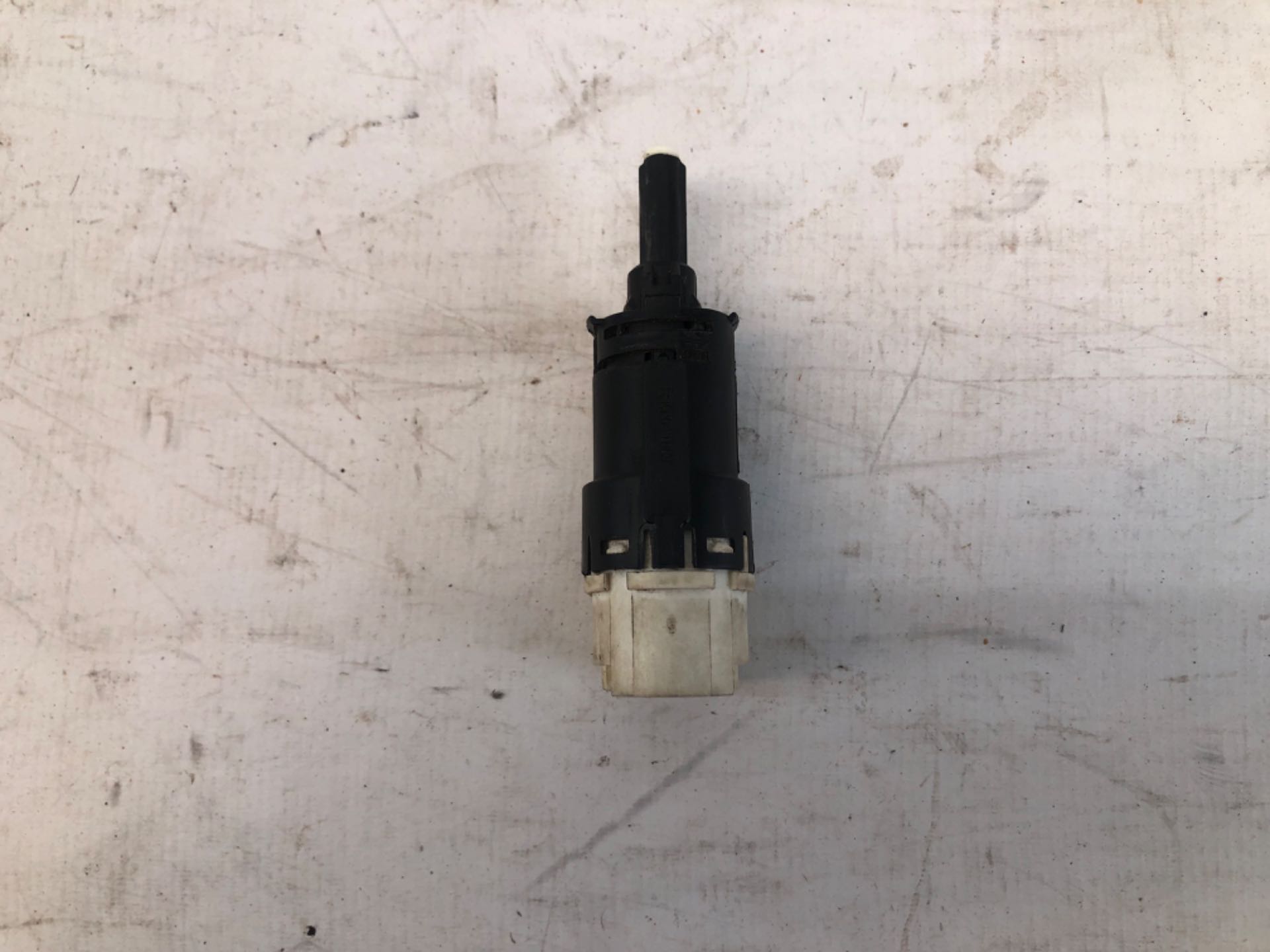 Interruptor Pedal Freio Renault Sandero 1.0 2014 2019