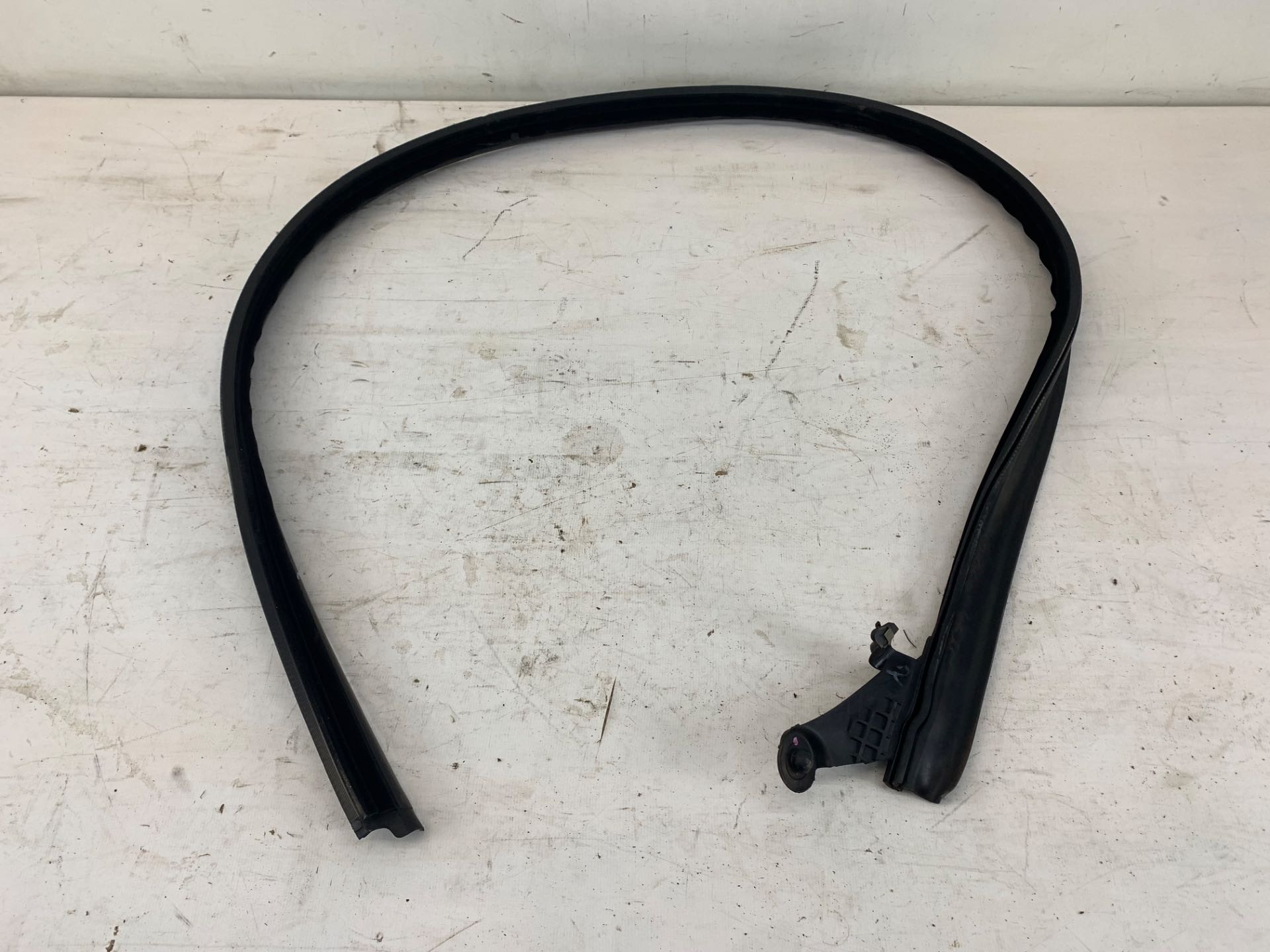 Borracha Esquerda Carroceria Renault Sandero 2014 2019