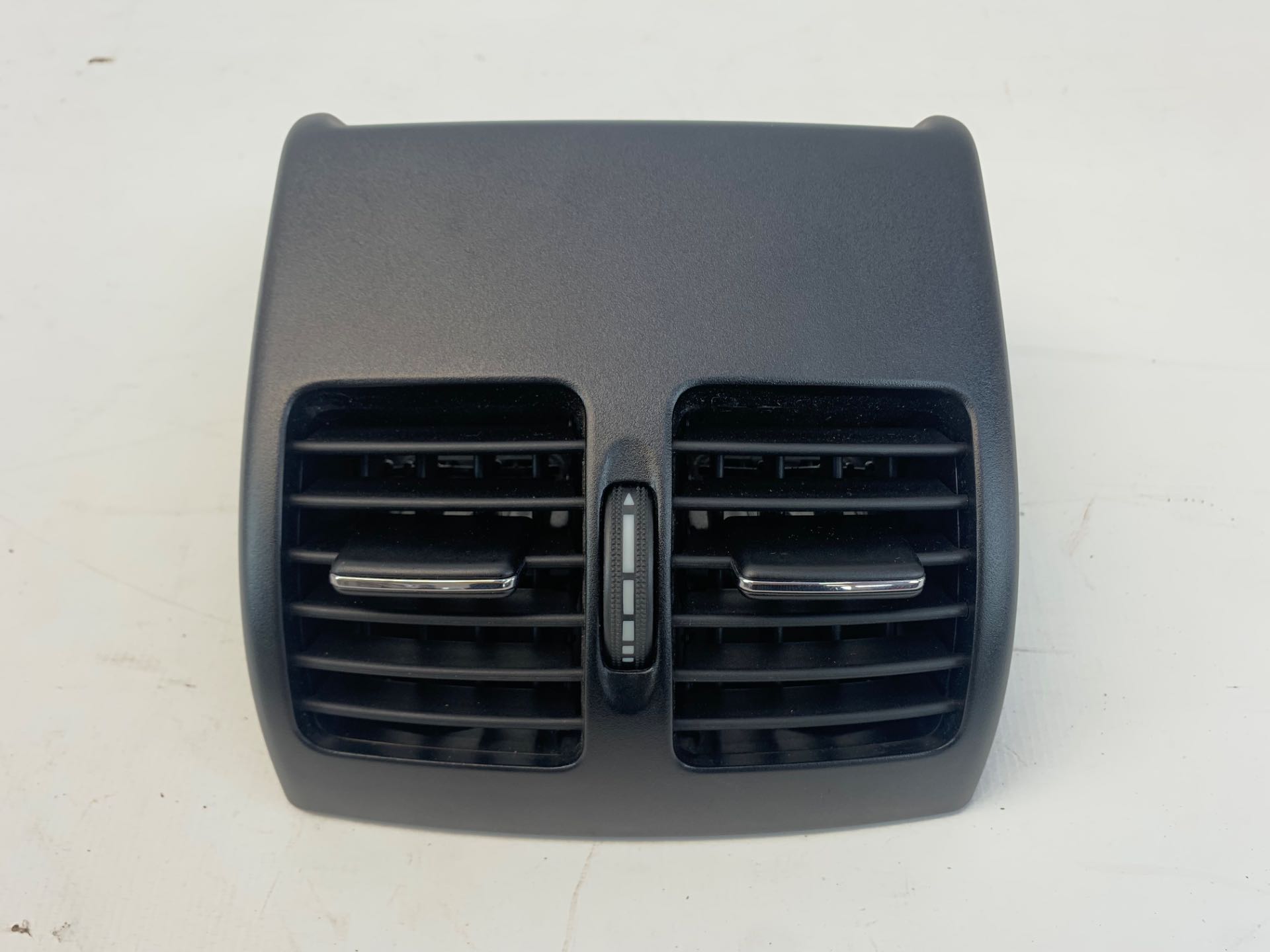 Difusor Ar Traseiro Mercedes C180 2011 2012 a2048300354