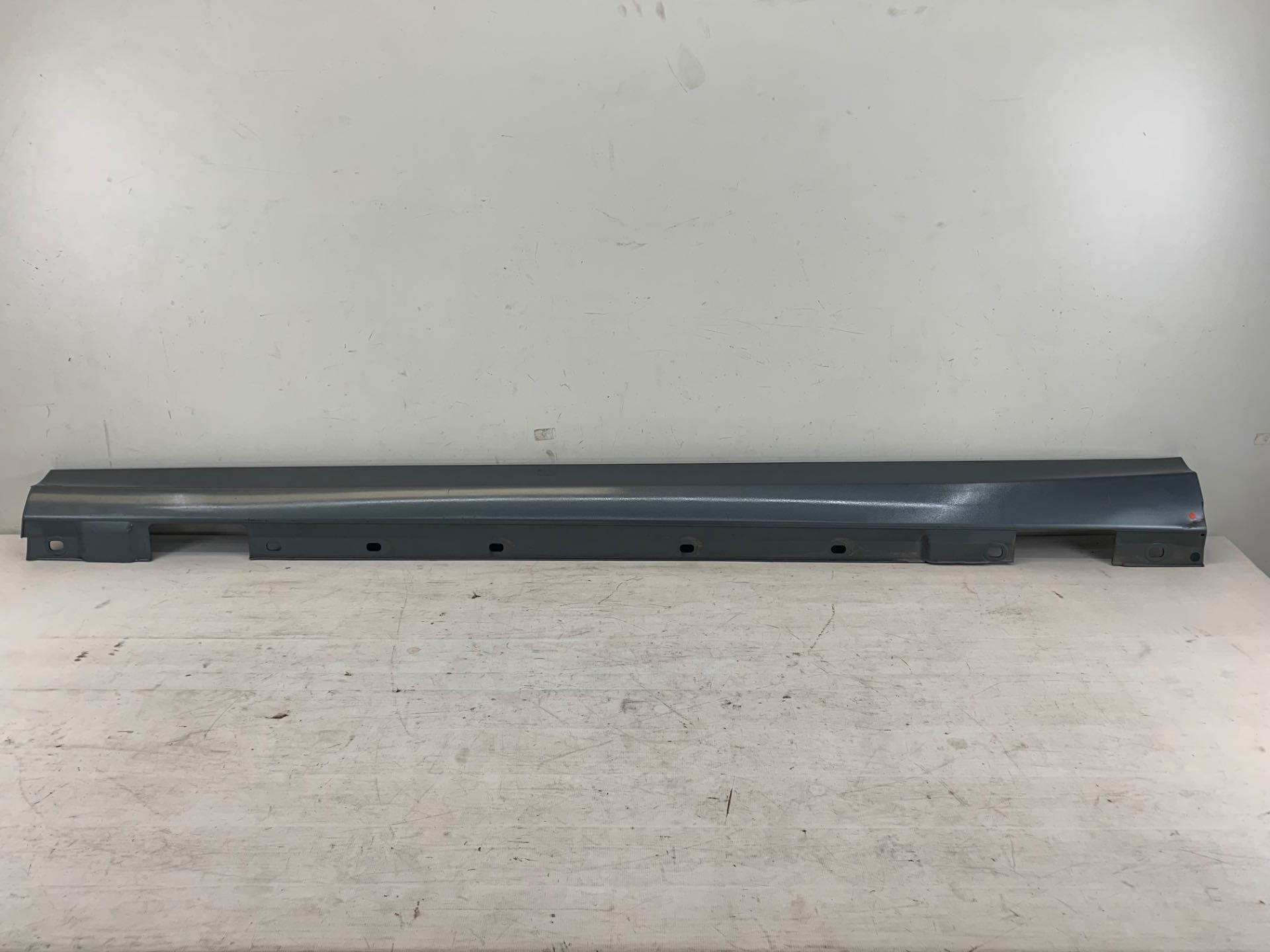 Spoiler Saia Lateral Esquerda C180 2011 2012 Detalhe