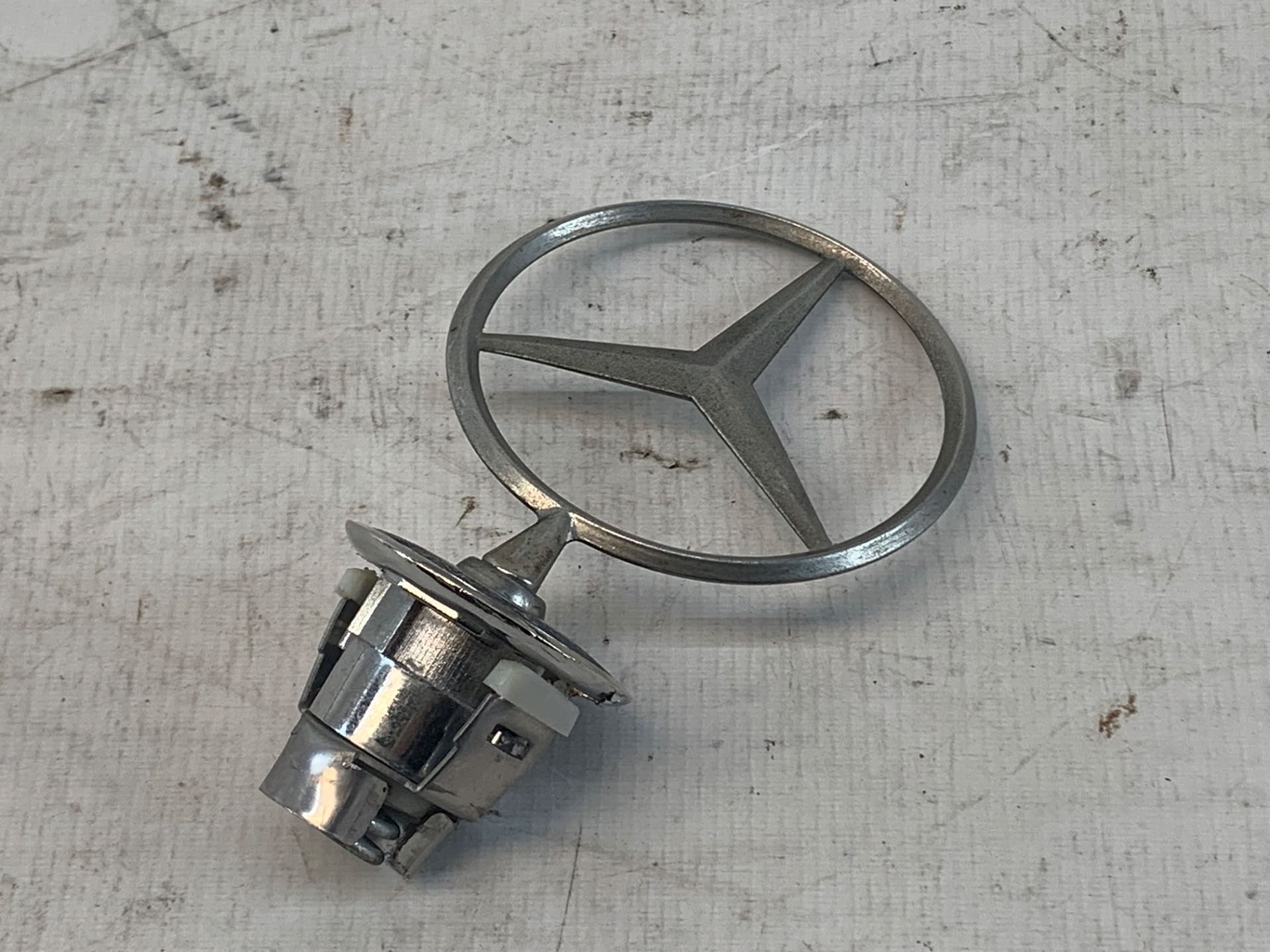 Emblema Capo Mercedes C180 2011 2012