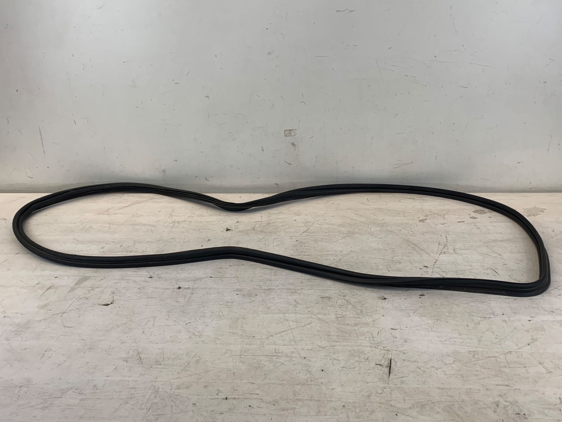 Borracha Tampa Traseira Mercedes C180 2011 2012