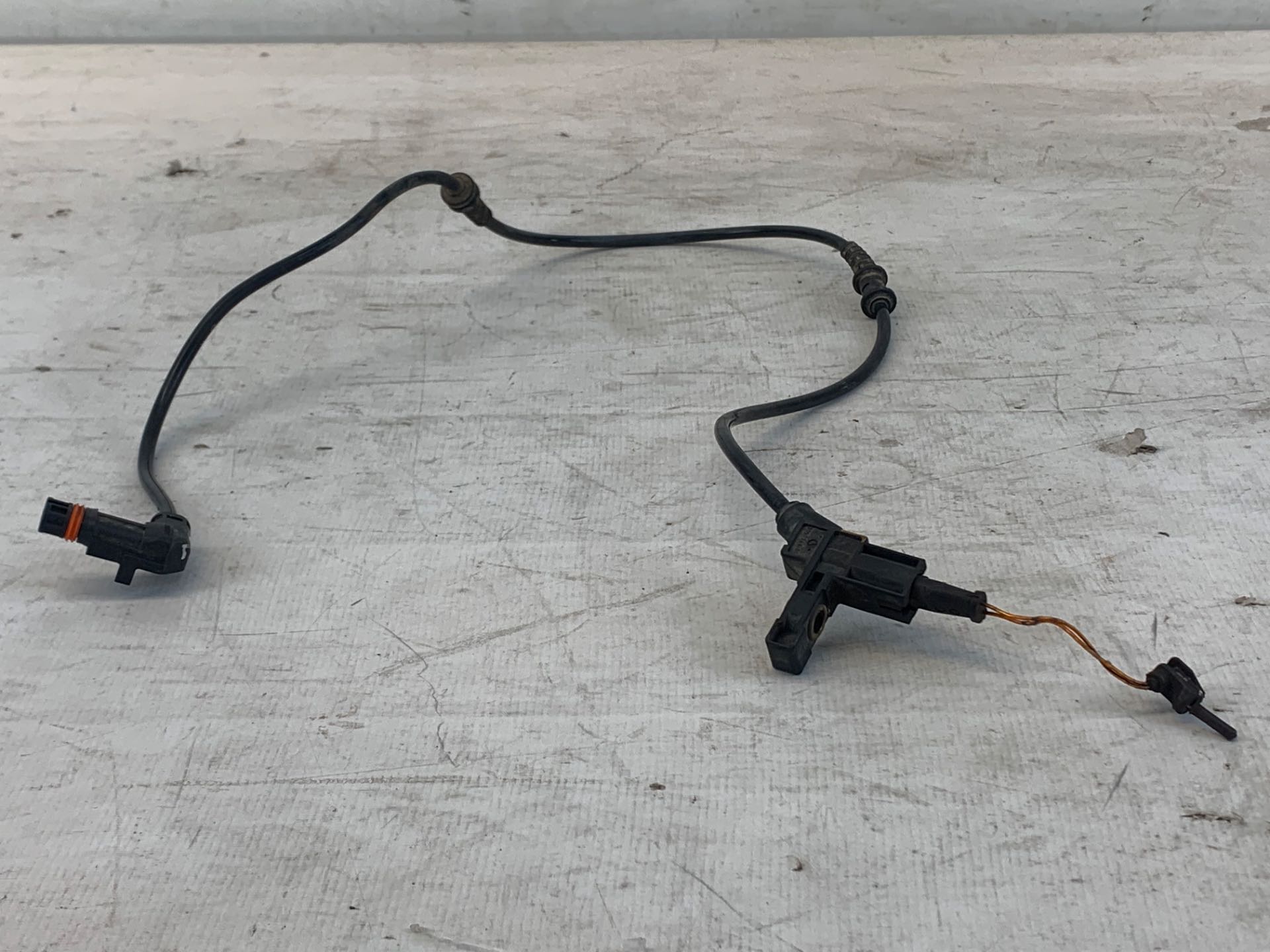 Cabo Sensor Pastilha C180 1.8 Cgi 2011 2012 A2044407910