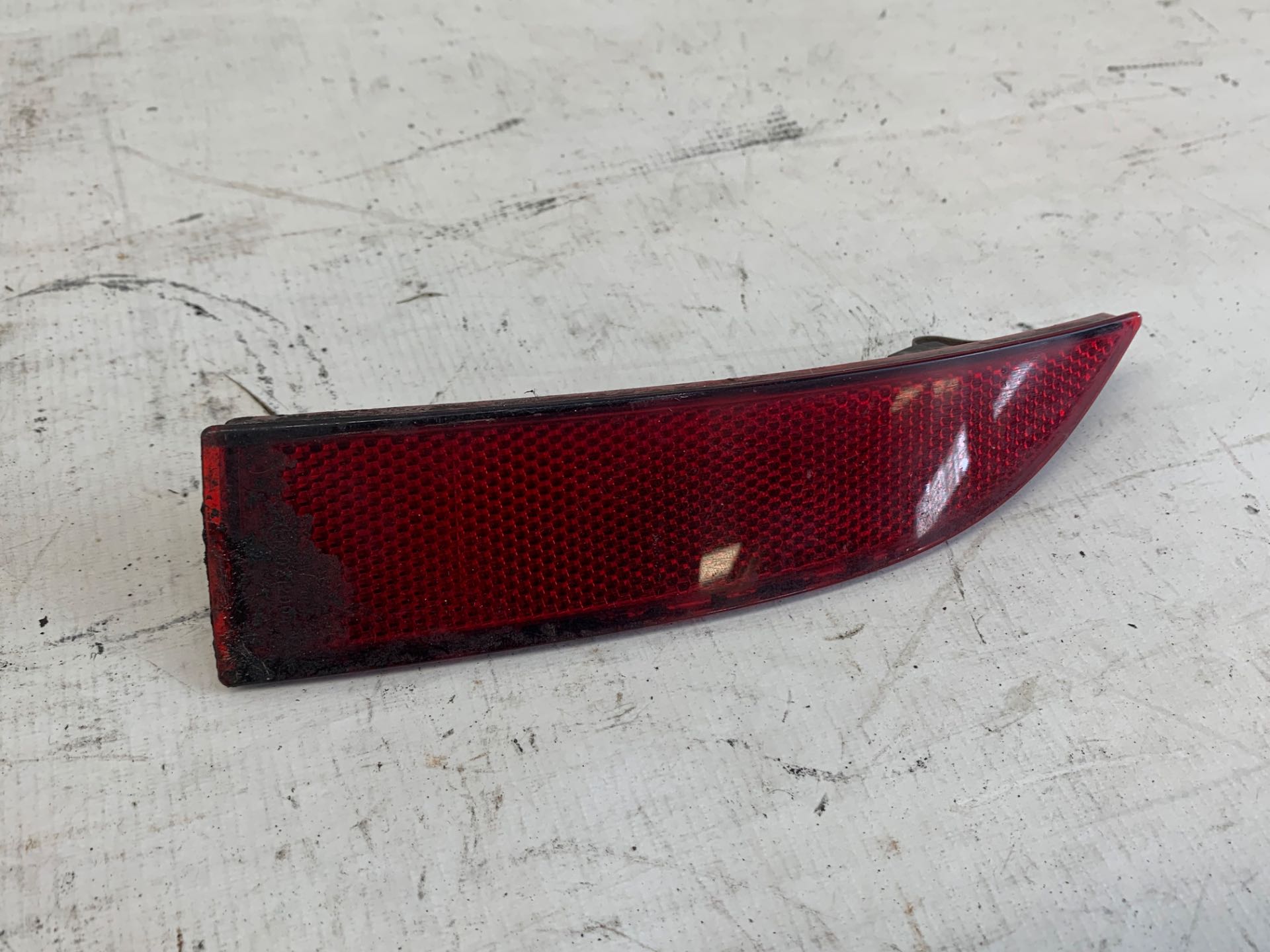 Refletor Olho Gato Traseiro Esquerdo Sandero 2019 265659019r