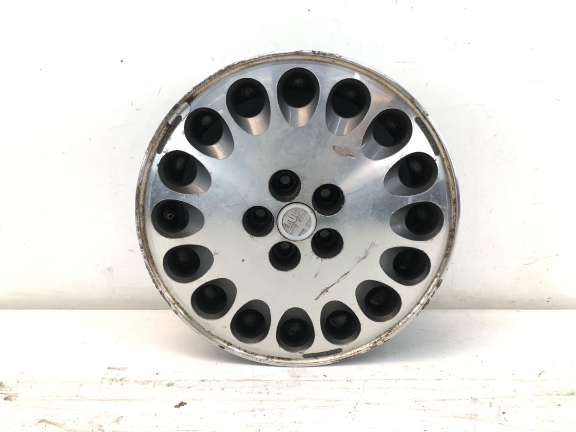 Roda Liga Aro 15 5x100 Alfa Romeo 164 1993 1997 Detalhe