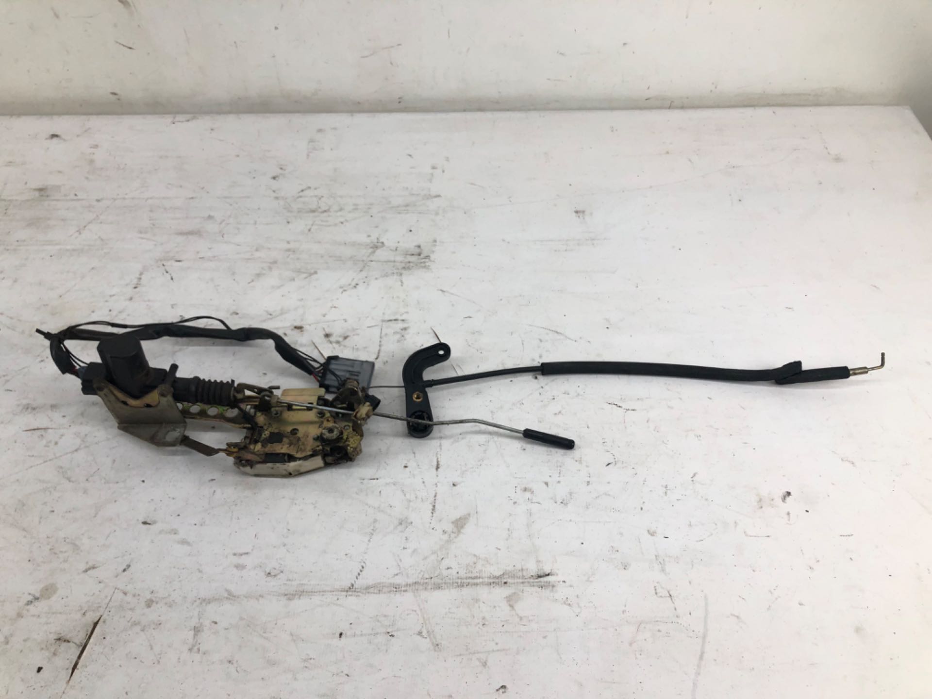 Fechadura Porta Dianteira Esquerda Alfa Romeo 164 1993 1997