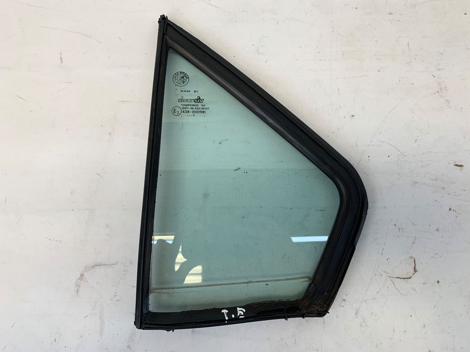 Vidro Vigia Traseiro Esquerdo Alfa Romeo 164 1993 1997