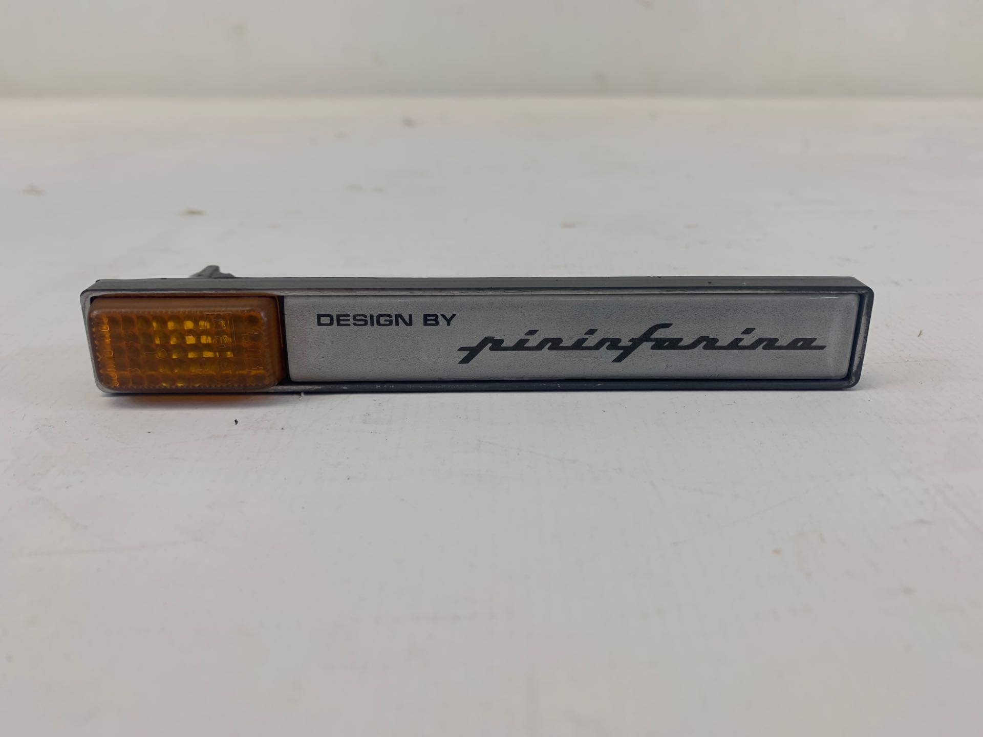 Seta Para Lama Esquerdo Alfa Romeo 164 1993 1997
