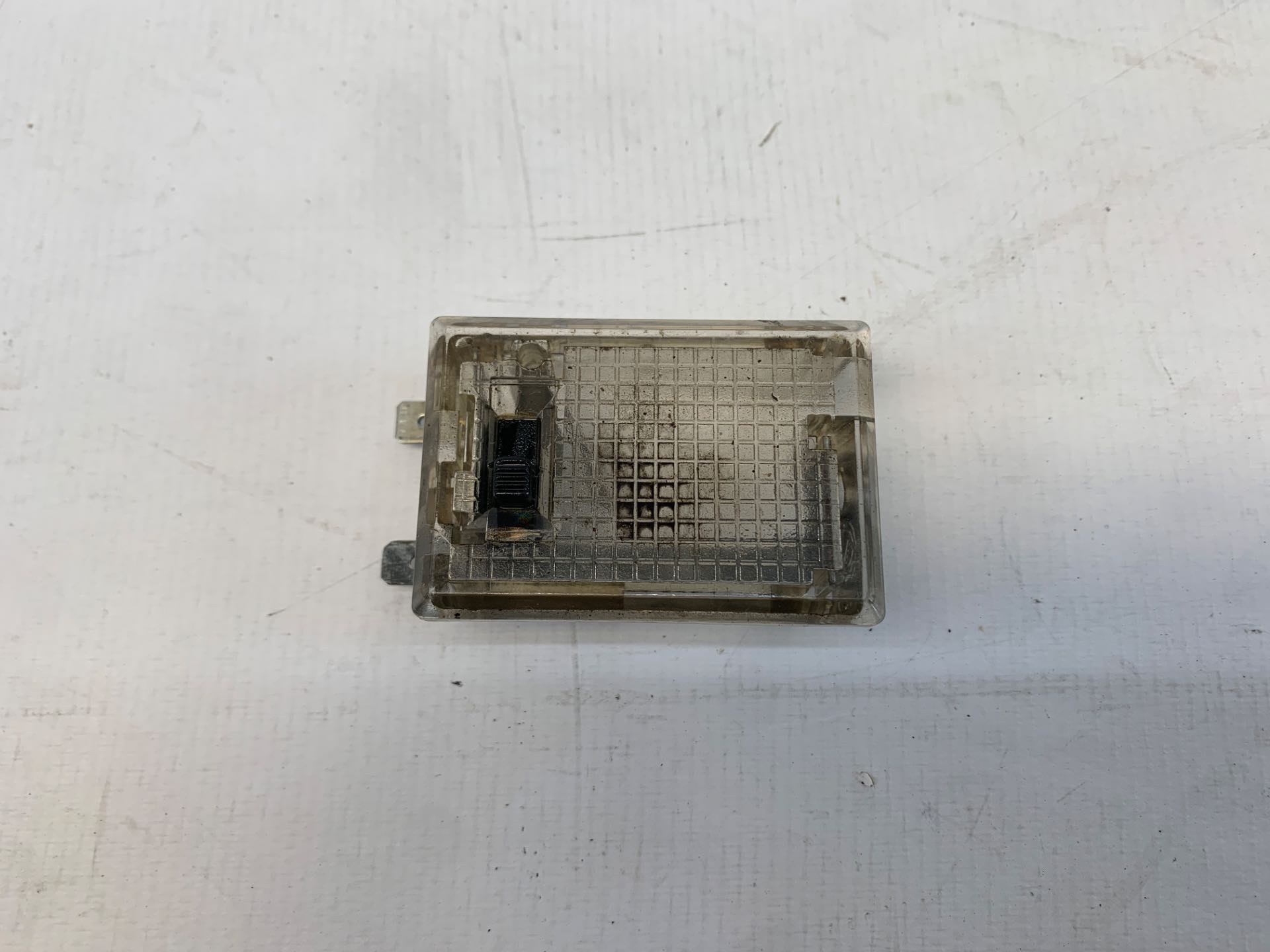 Luz Cortesia Alfa Romeo 164 1993 1997