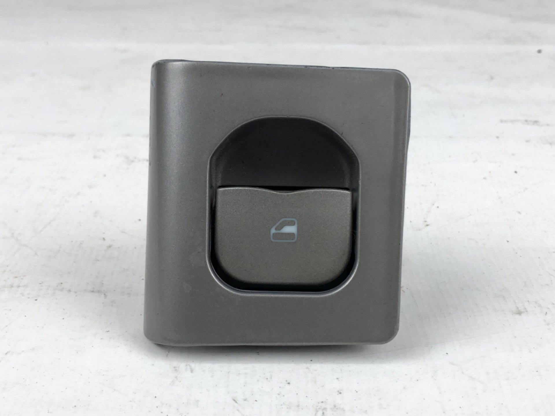 Botão Vidro Traseiro Direito Chery Face 2010 2015 S123746040