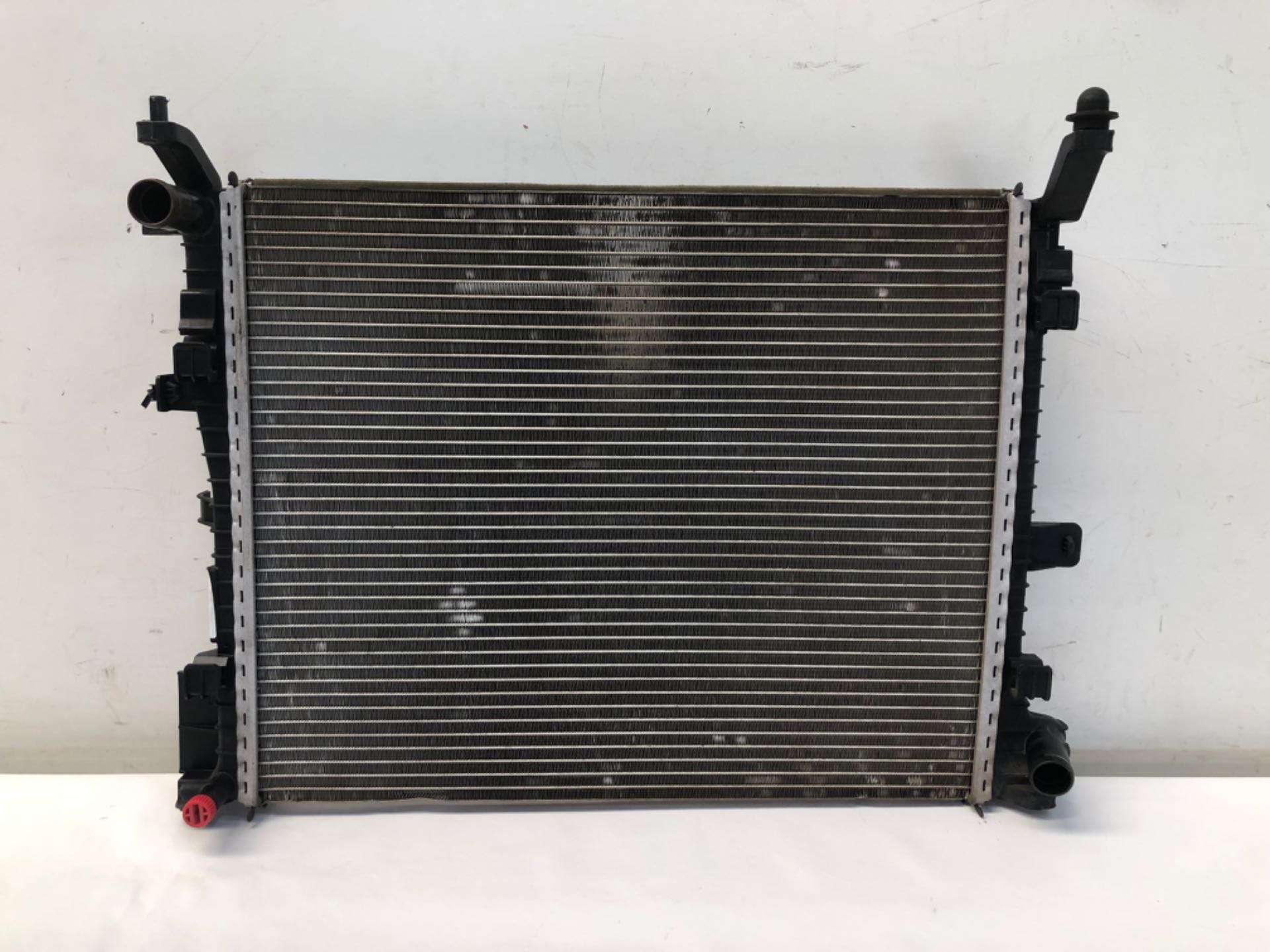 Radiador Agua Nissan Versa 1.6 16v 2017 2019 Automatico