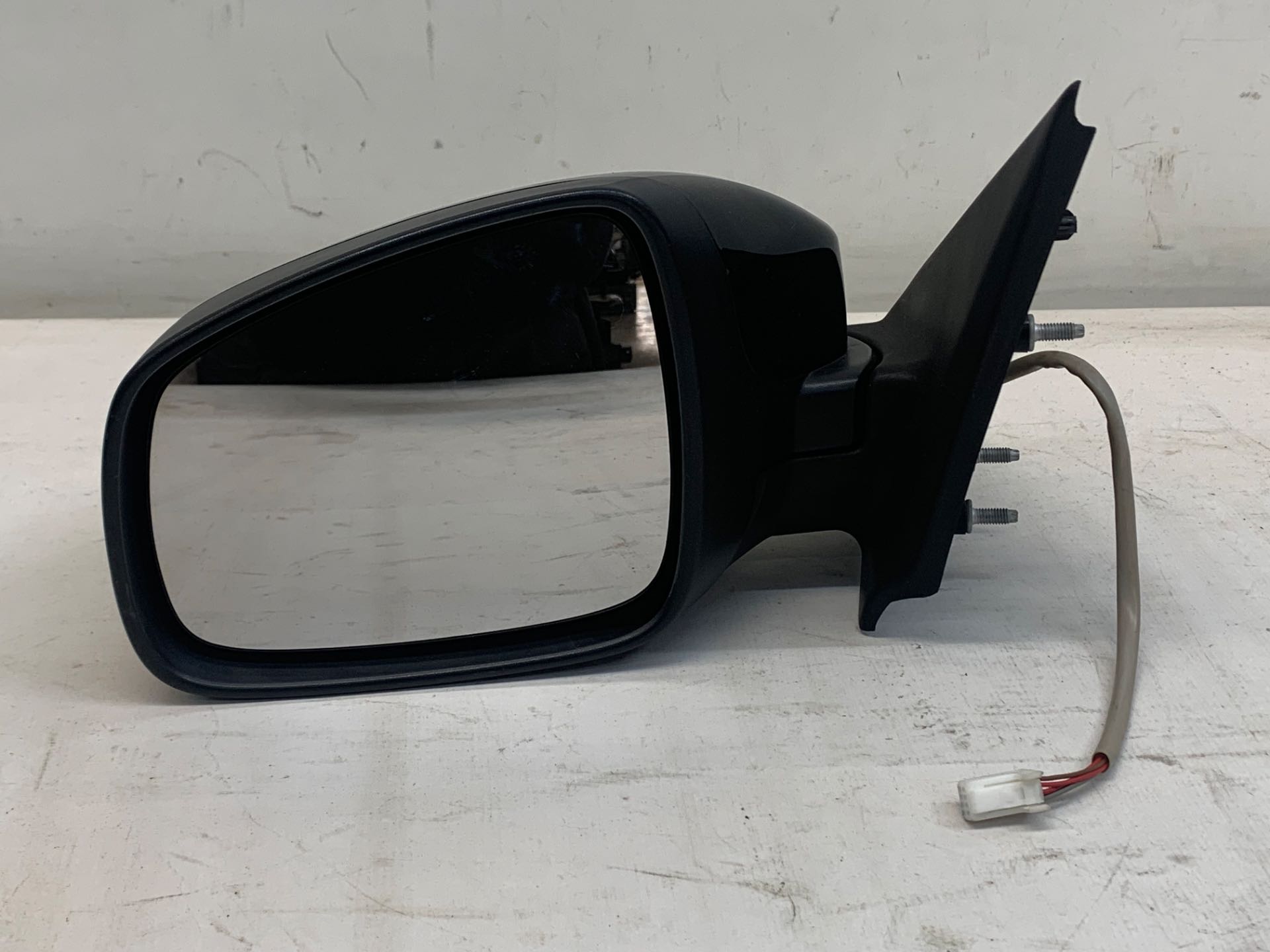 Retrovisor Eletrico Esquerdo Nissan Versa 2015 2019 Detalhe