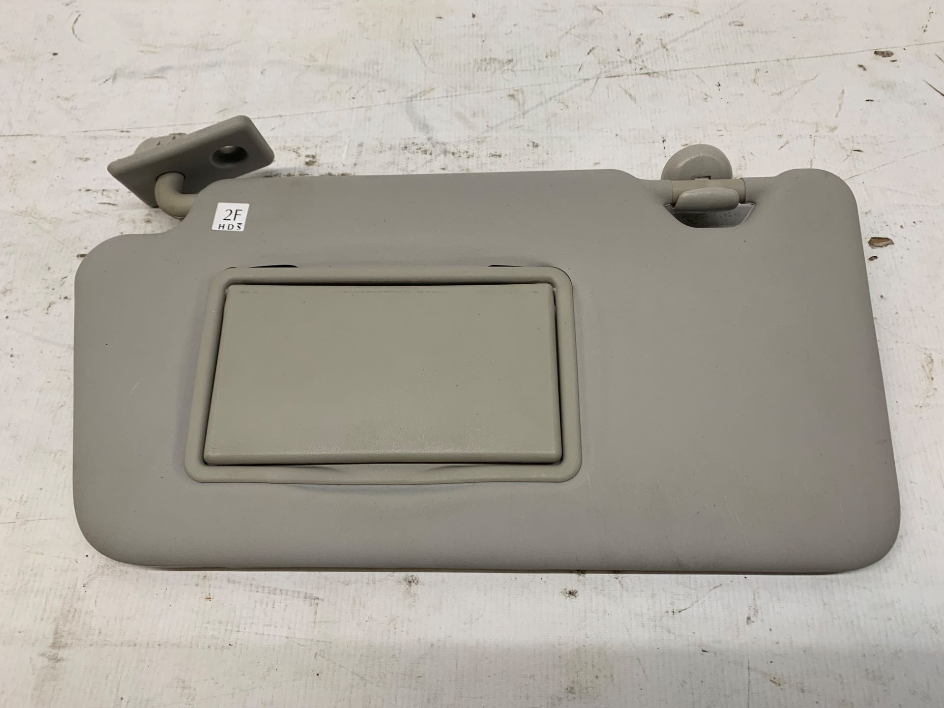 Quebra Sol Esquerdo Nissan Versa 2015 2019