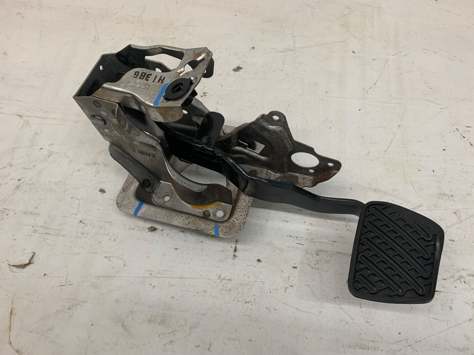 Pedal Freio Nissan Versa 1.6 Automatico 2017 2019