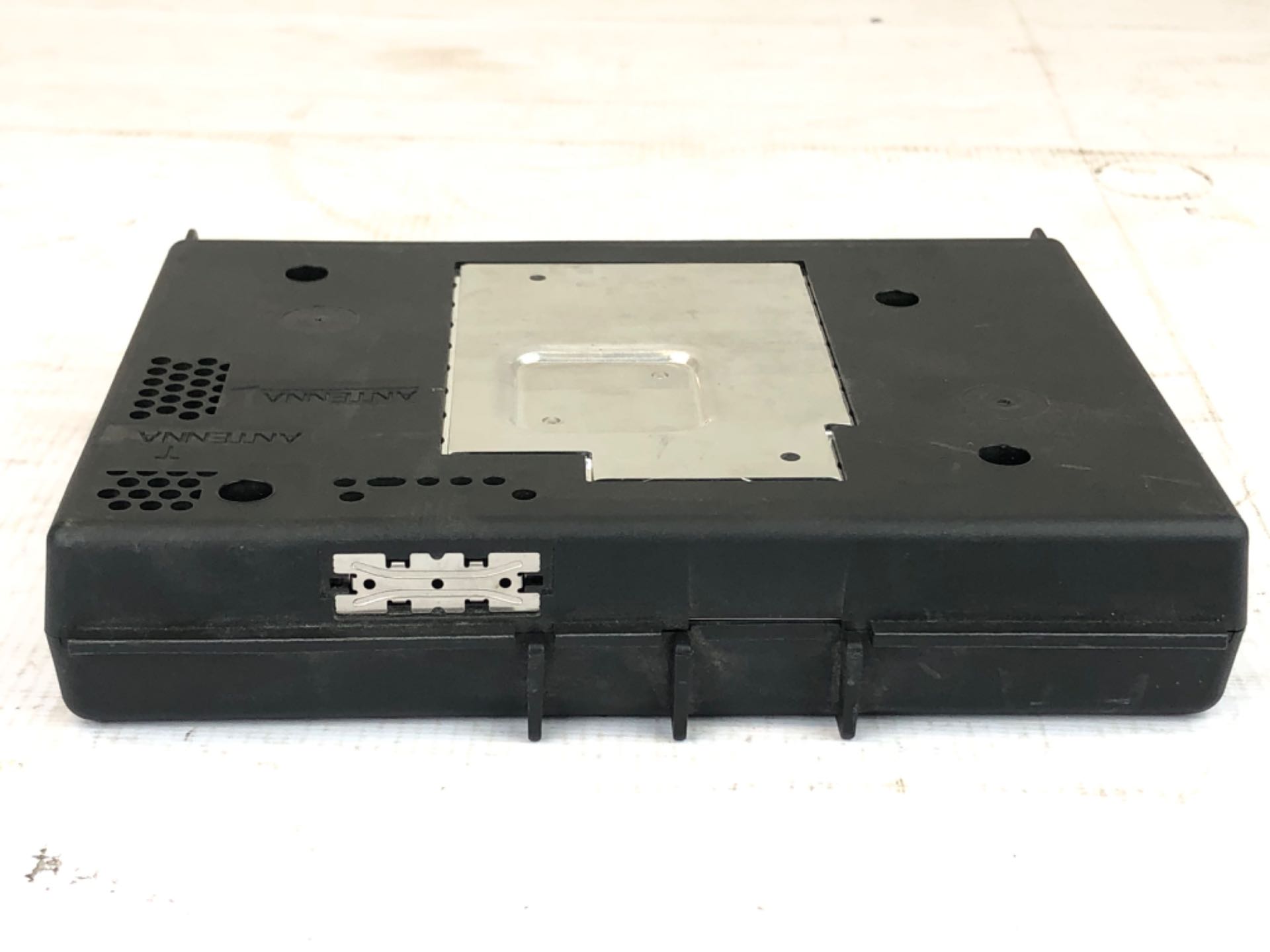 Modulo Interface Gm Cruze 2016 2023 84089148 Detalhe