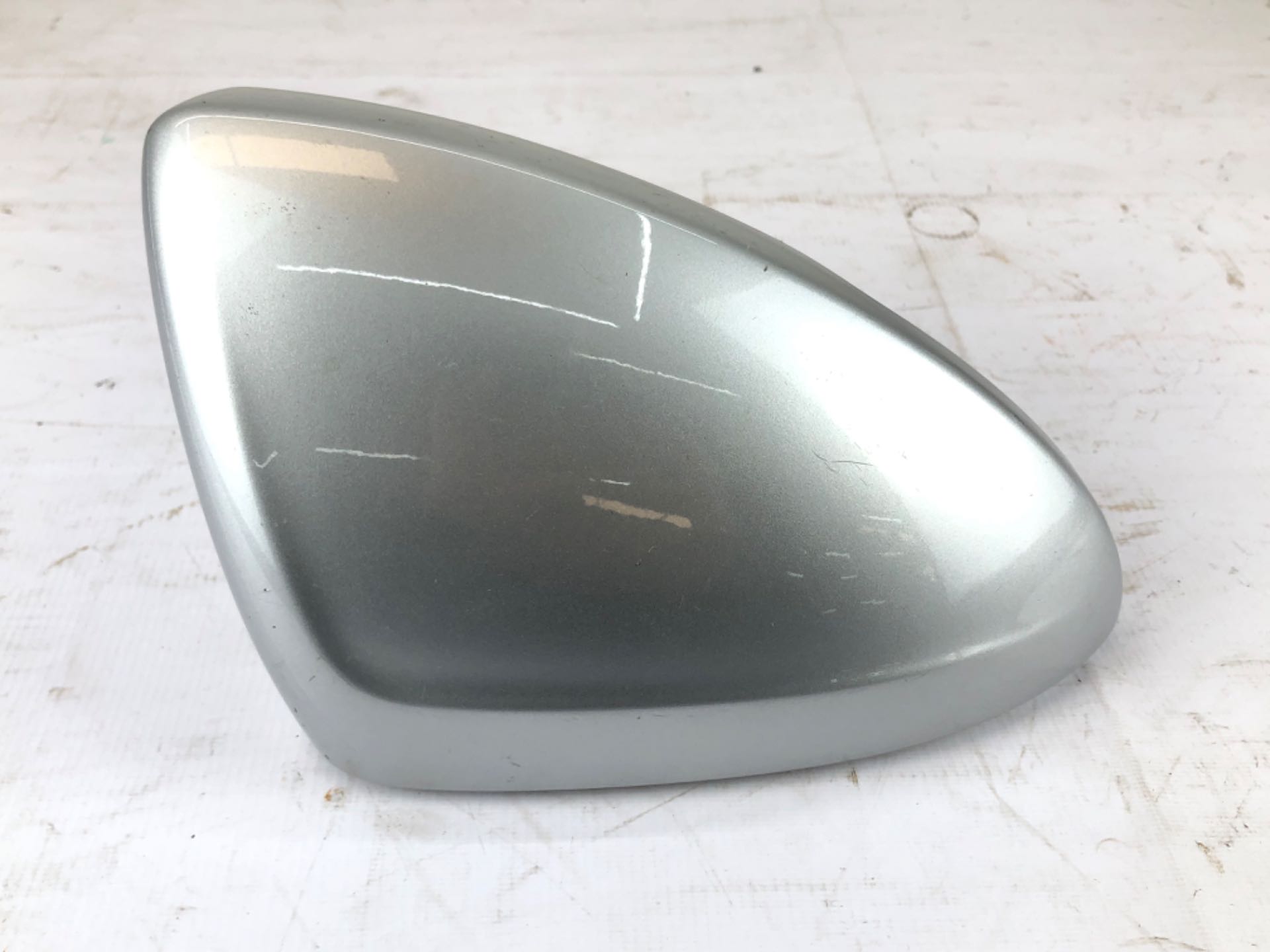 Capa Retrovisor Direita GM Cruze 2016 2023 Detalhe 22003002