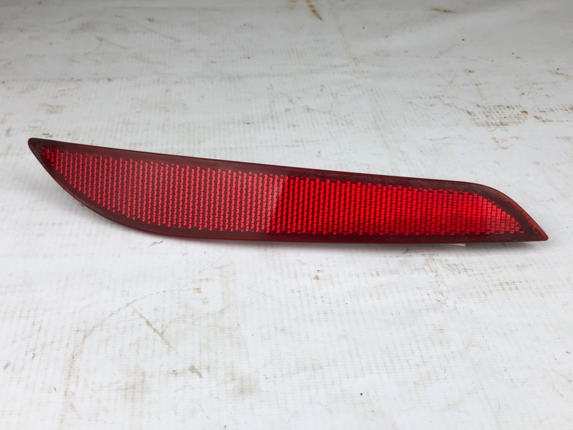 Refletor Para choque Traseiro Direito GM Cruze 2016 2019