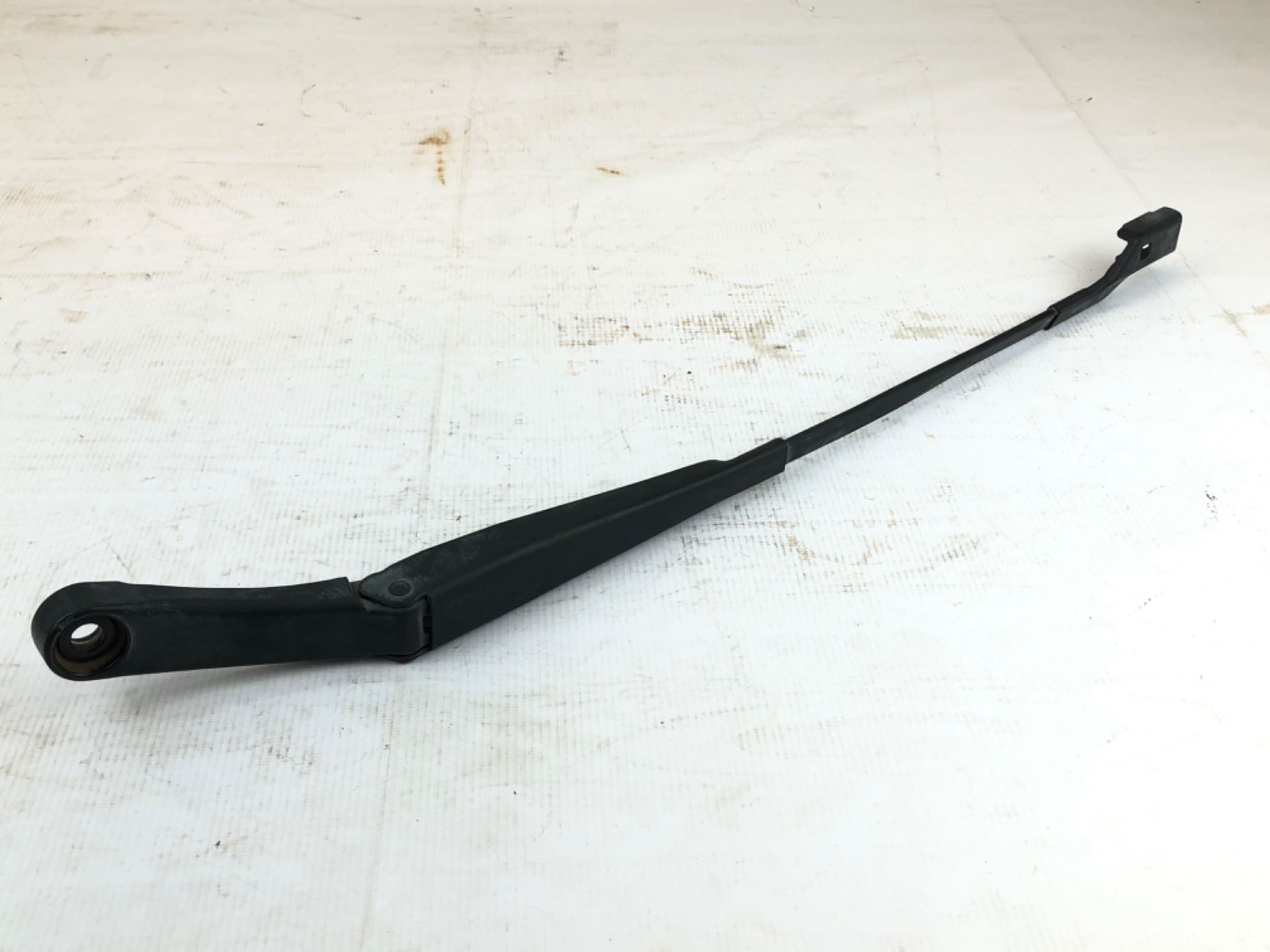 Braço Limpador Direito Gm Cruze 2016 2023