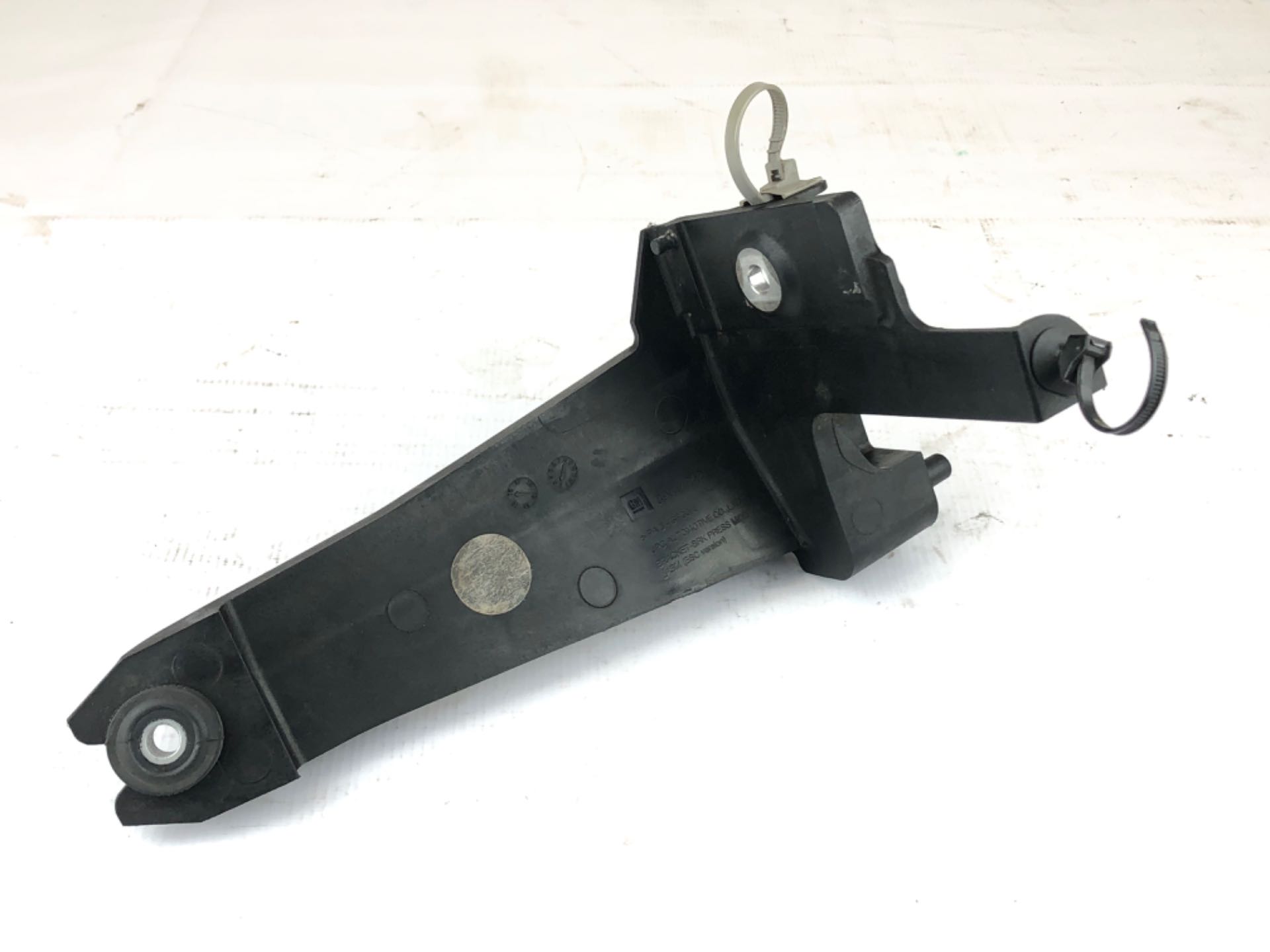 Suporte Modulo Bomba ABS GM Cruze 1.4 2016 2019
