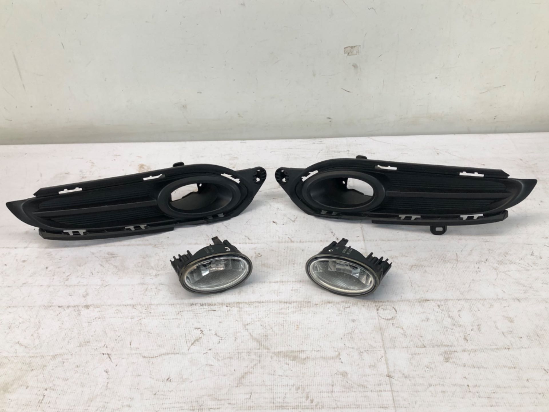Kit Farol Milha Moldura Honda HRV 2015 2018 w0577d