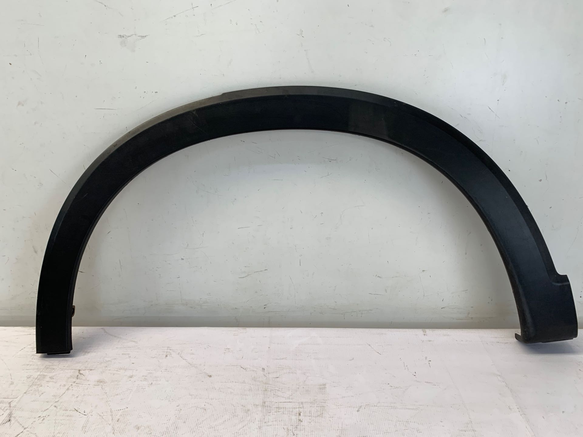 Moldura Caixa Roda Traseira Esquerda Honda HRV 2015 2018