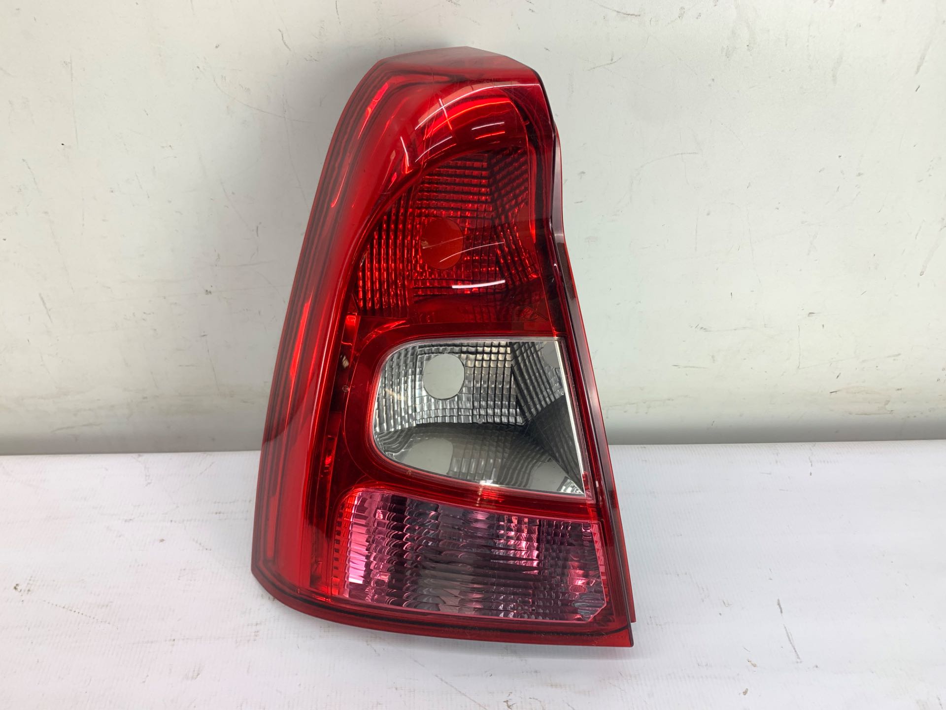 Lanterna Esquerda Renault Logan 2010 2013 Original