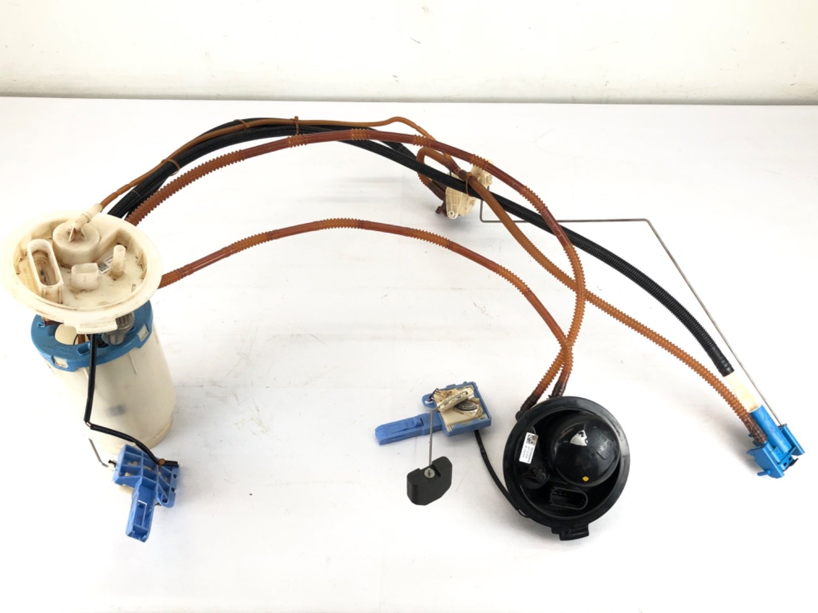 Bomba Combustivel Porsche Cayenne 4.8 V8 2011 2014 Completa