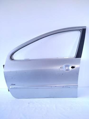 Porta Dianteira Esquerda Peugeot 307 * Detalhe