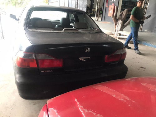 Veículo Desmontado Para Peças Honda Accord 2.3 1998 2001