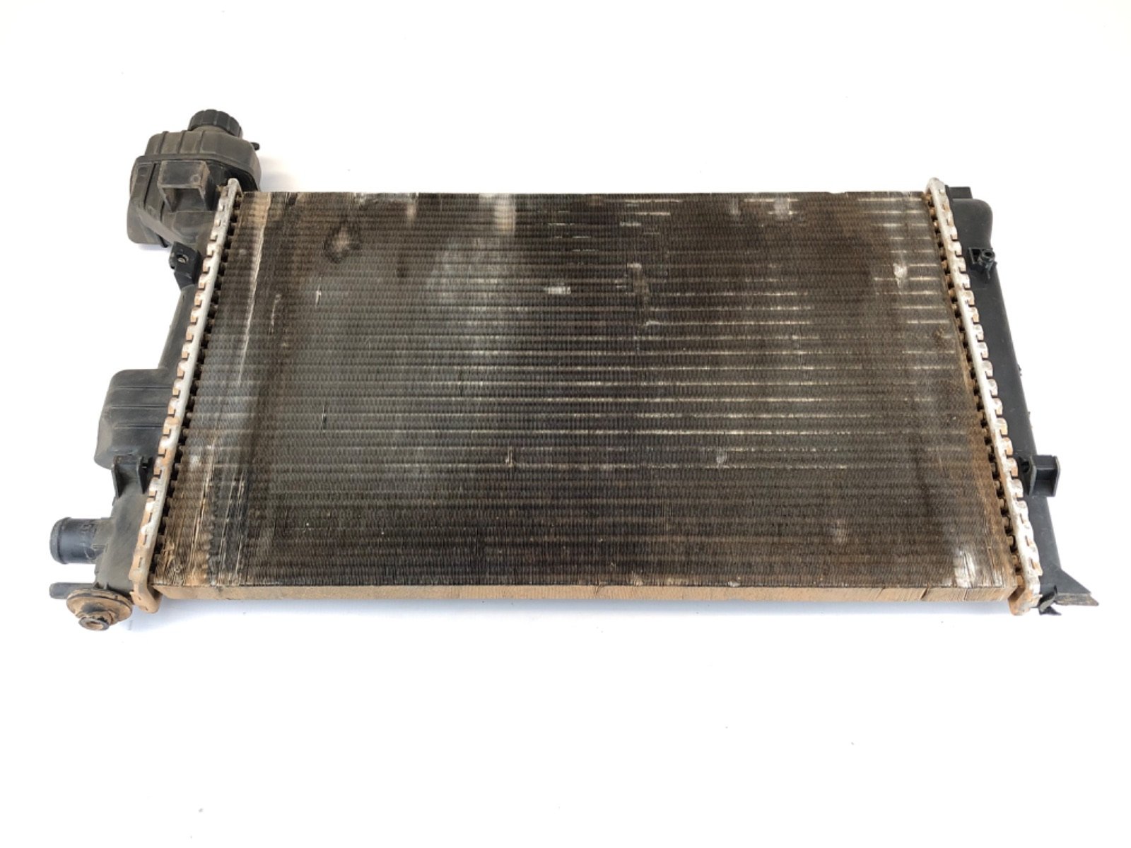 Radiador Agua Mercedes A160 1.6 1997 2004 Detalhe
