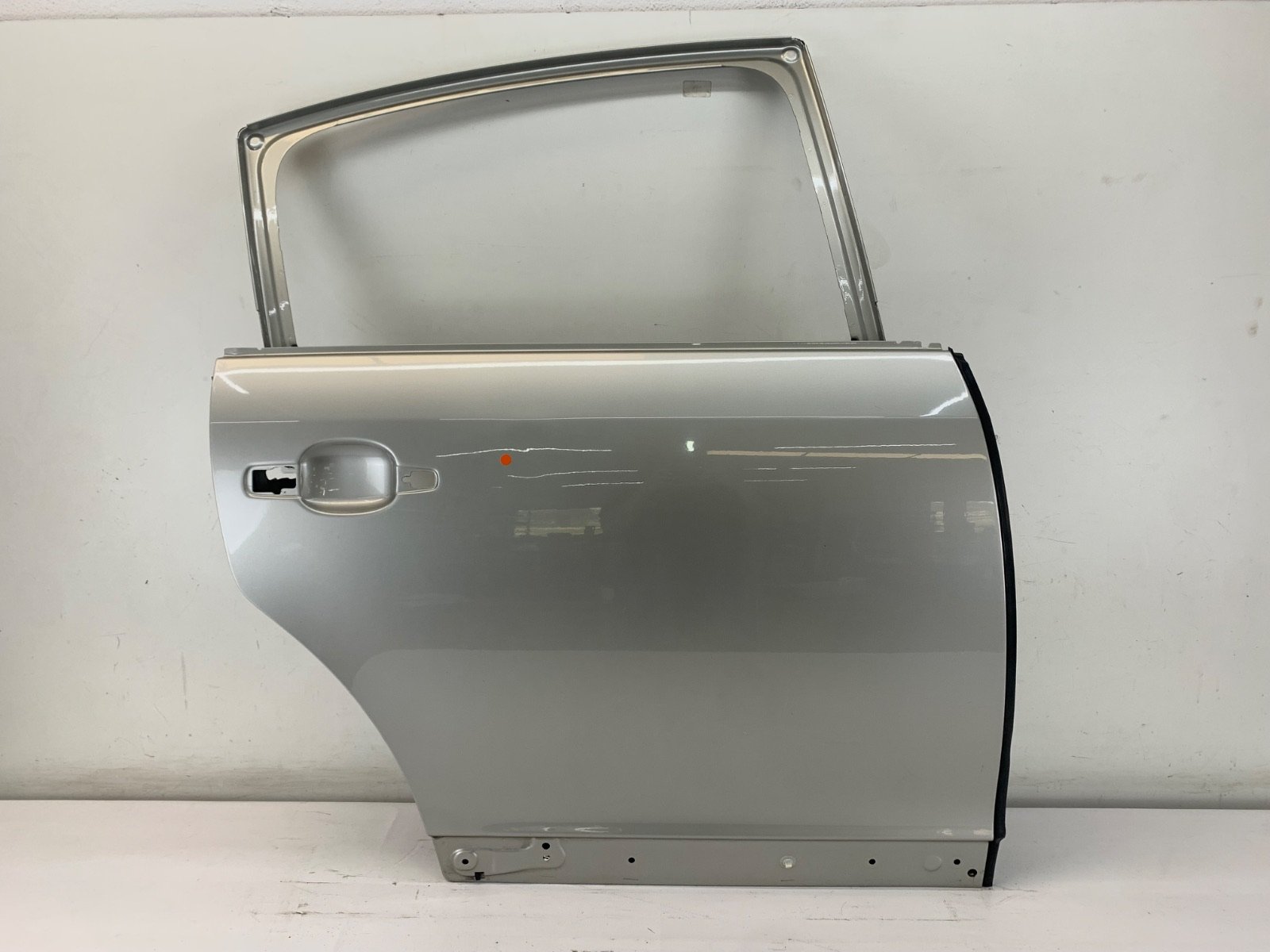 Porta Traseira Direita Citroen C4 Hatch 2009 2013 Detalhe