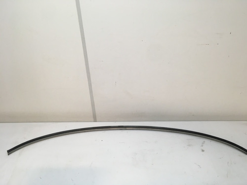 Friso Inferior Para Brisa Traseiro Toyota Camry 1992 1997