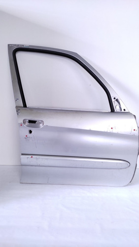 Porta Dianteira Direita Citroen Picasso * Detalhe
