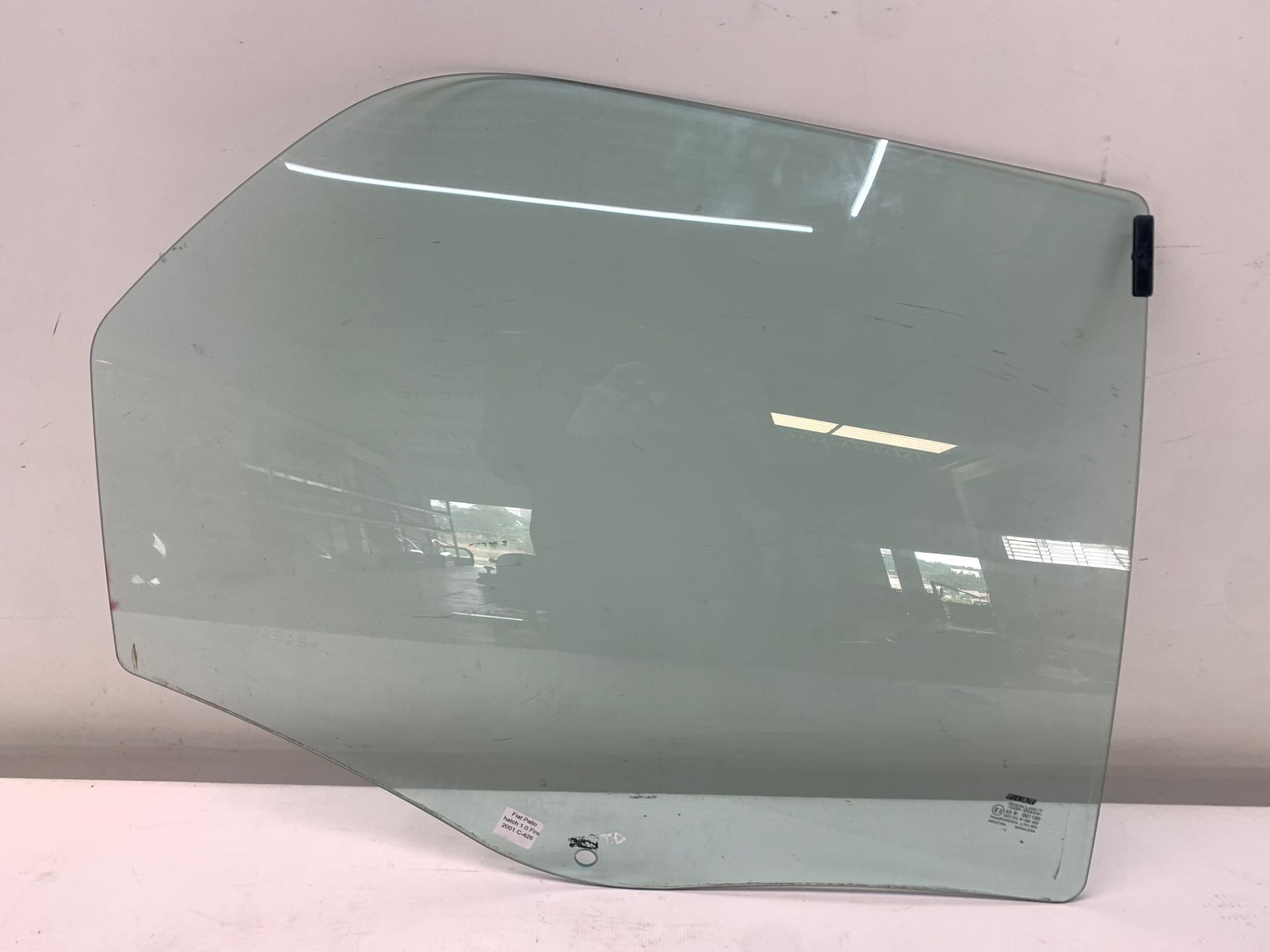 Vidro Porta Traseiro Direito Fiat Palio 4 Portas 1996 1999