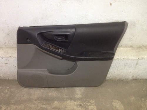 Forro De Porta Dianteiro Direito Subaru Forester 2001