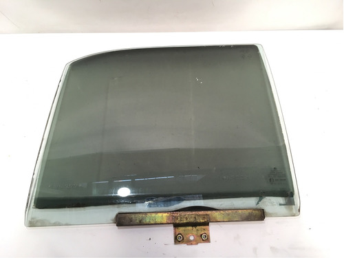 Vidro Porta Dianteiro Esquerdo Vw Santana 4 Portas 1986 1997