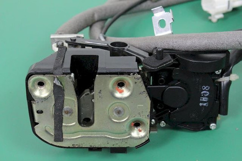 Fechadura Porta Traseira Esquerda Jac J6 2012