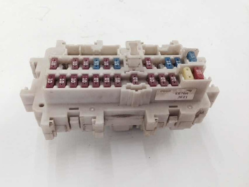 Caixa De Fusível Interna Nissan Frontier 2014