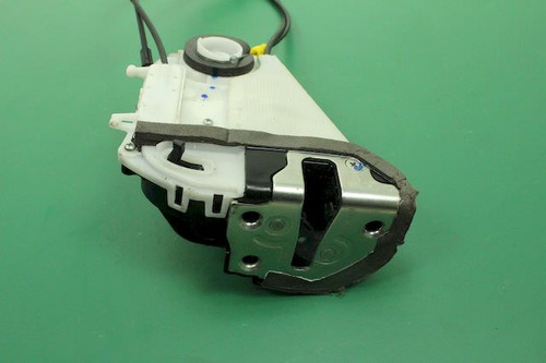Fechadura Porta Traseira Direita Subaru Xv 2016