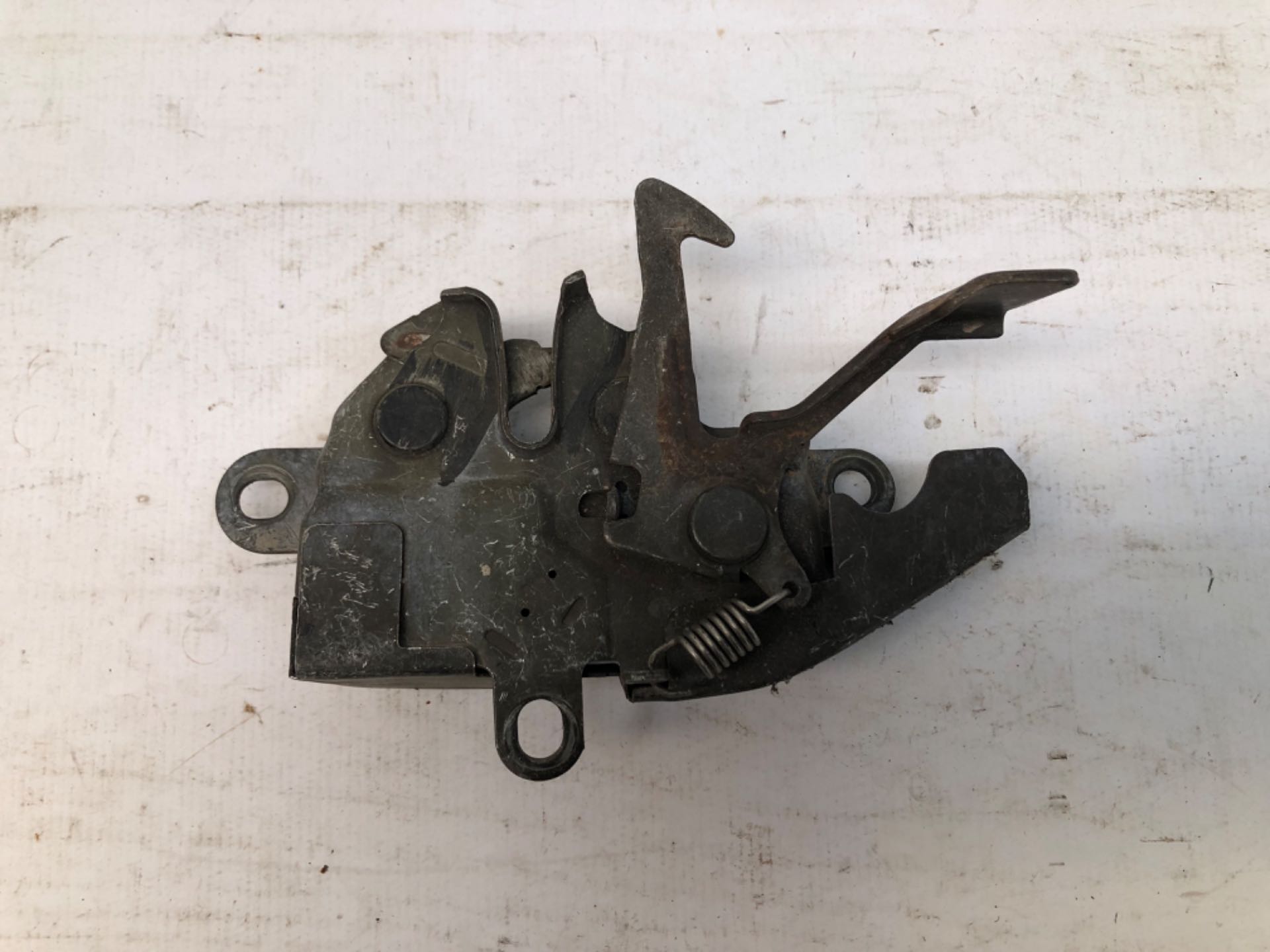 Fechadura Trava Capo - Toyota Corolla 95