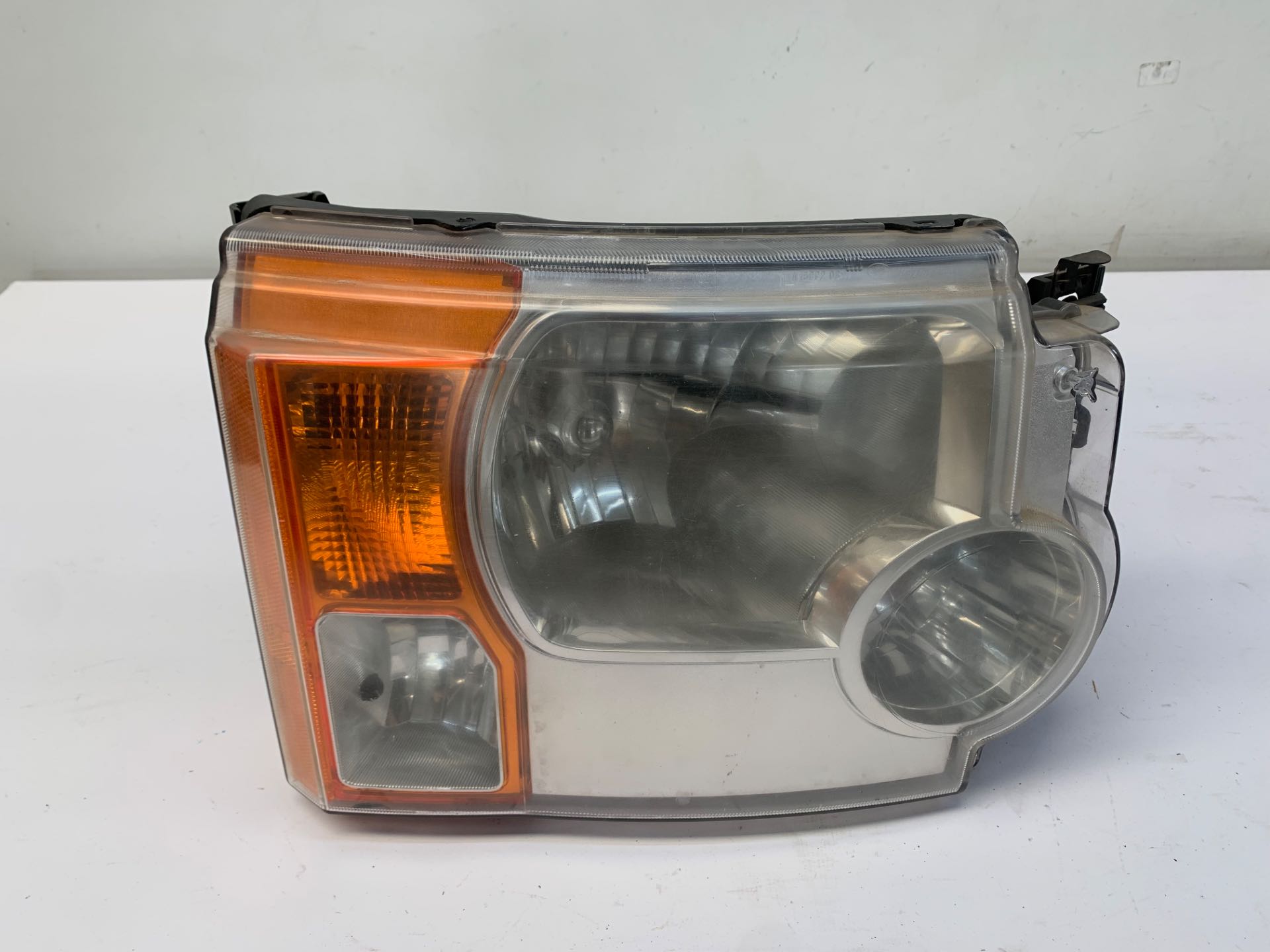 Farol Direito Land Rover Discovery 3 2.7 2004 2009