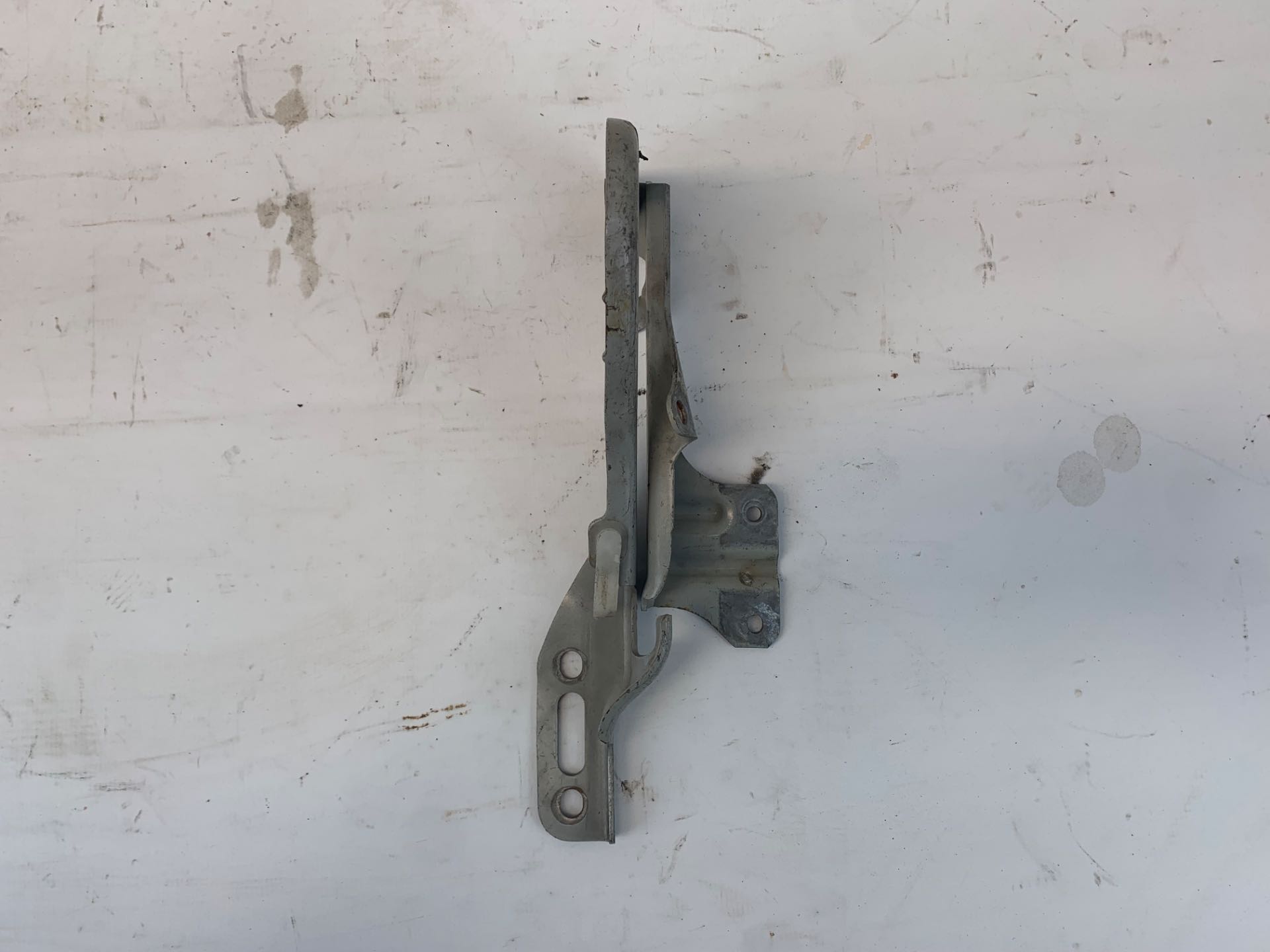 Dobradiça Direita Capô Suzuki Sx4 2009 2015