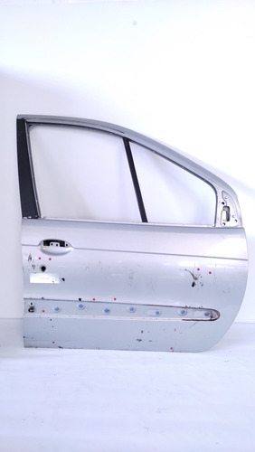 Porta Dianteira Direita Renault Scenic 1999 2010 * Detalhe