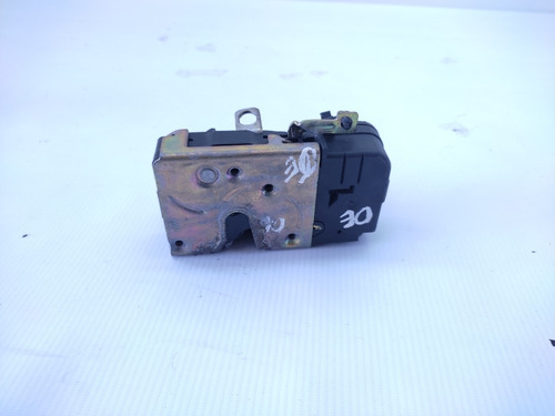 Fechadura Mecânica Dianteira Esquerda Peugeot 206