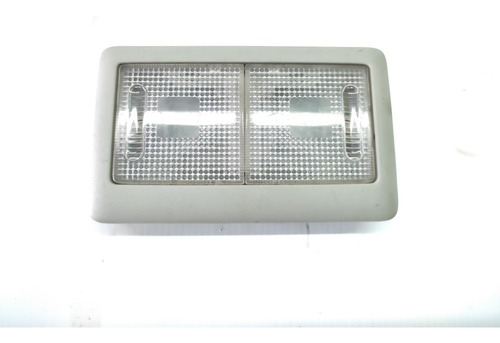 Luz Teto Cortesia Porta Suzuki Sx4 2010 * Detalhe