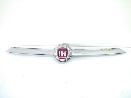 Grade Emblema Fiat Toro 2016 2019 * Detalhe