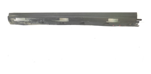 Spoiler Lateral Direito Discovery 3 2.7 2008 Detalhe