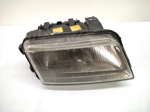 Farol Direito Audi A4 B5 1995 1999 Detalhe